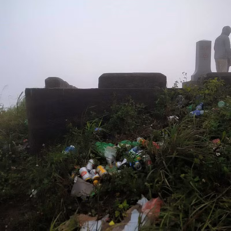 Dân mạng ngán ngẩm với điểm du lịch Bình Liêu ngập ngụa rác Dan mang ngan ngam voi diem du lich Binh Lieu ngap ngua rac