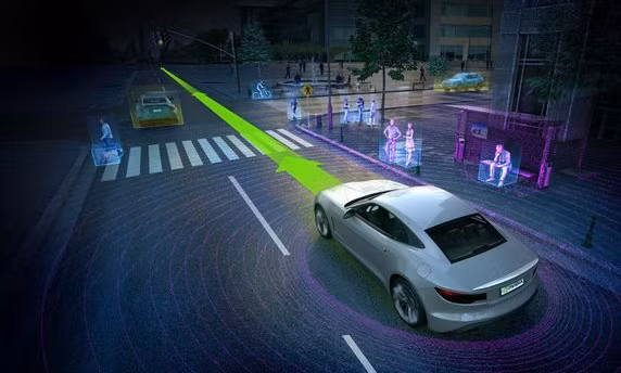 Hệ thống tự lái Nvidia: Tại CES 2019, Nvidia, hãng chế tạo phần cứng PC nổi tiếng ra mắt hệ thống tự lái cấp 2+, Drive AutoPilot. Hệ thống được tích hợp trên con chip Xavier dành cho các loại xe tự động lái được Nvidia tung ra tại CES năm ngoái. Drive AutoPilot sử dụng AI để tự động phân làn, chọn đường tắt, lập bản đồ theo hành vi của người lái.