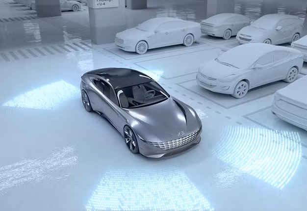 Automated Valet Parking System (AVPS): hệ thống tự tìm chỗ đậu xe do Hyundai và Kia hợp tác sản xuất. Với công nghệ này, chiếc xe sẽ nhận lệnh từ smartphone của người dùng. Sau đó, xe tự động tìm đến một trạm sạc không dây còn trống mà không cần sự có mặt của tài xế. Sau khi sạc đầy, xe sẽ tự động lái ra khỏi trạm sạc để nhường chỗ cho xe khác và tự động đỗ vào vị trí còn trống. Hiện tại, ứng dụng trên chỉ mới được giới thiệu trên concept xe điện Hyundai Le Fil Rouge.