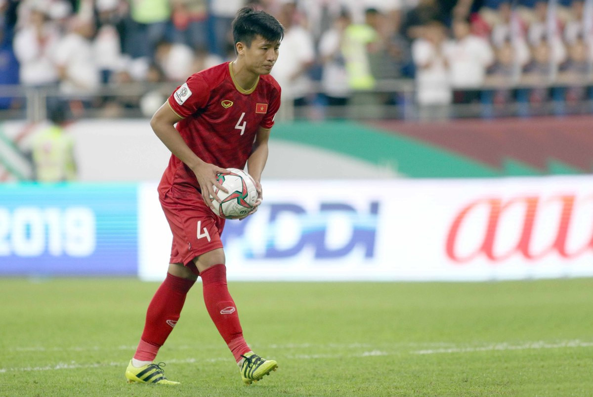 Bùi Tiến Dũng đã thể hiện tốt trong đội hình của HLV Park Hang-seo. Anh xứng đáng là người thay thế Đình Trọng tại Asian Cup 2019.