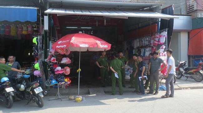 Vì nghi ngờ chị H bỏ mình để theo người con trai khác, T đã không giữ được bình tĩnh và tìm đến nhà chị H và gây ra vụ án mạng kinh rợn.