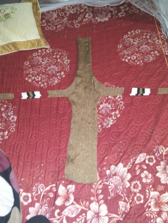 "Mình cũng hay mua online, bình thường mà cái nào sai thì mình sẽ có ý kiến ngay, nhưng có một số mặt hàng khó có thể trả lại vì mua hàng chủ shop quy định nhận hàng cấm đổi trả" nickname Mỹ Hà chia sẻ.