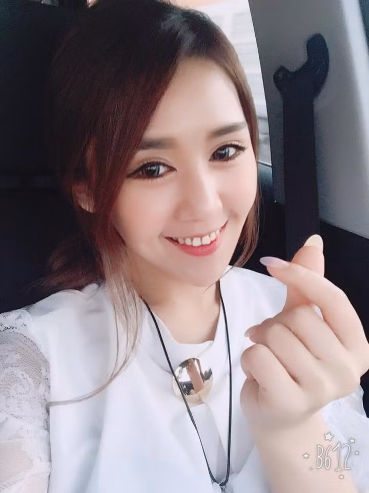 Chia sẻ trên trang cá nhân của mình, Tử Du có viết rằng việc cô tham gia vào chính trường để nhắm tới mục đích phát triển bền vững mà nền tảng làm nên điều đó là sức trẻ, của những con người trẻ.