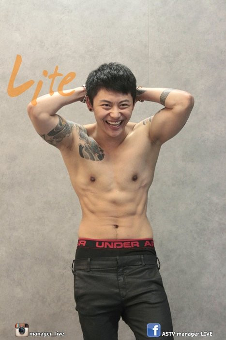 Nhưng cư dân mạng Thái Lan còn bất ngờ hơn khi phát hiện ra được rằng trước đây Jybb là một cô gái.