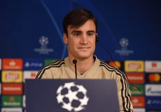 Hậu vệ của Ajax Amsterdam - Nicolas Tagliafico đang đứng trước viễn cảnh gia nhập một CLB lớn hơn ngay sau mùa giải 2019/20.