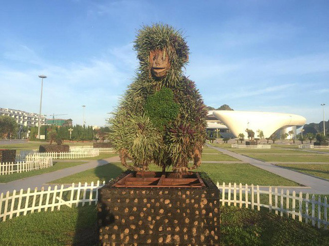 Mới đây trên mạng xã hội, những bức ảnh về vườn tượng 12 con giáp ở Quảng Ninh đã trở thành chủ đề nóng để mọi người bàn tán.