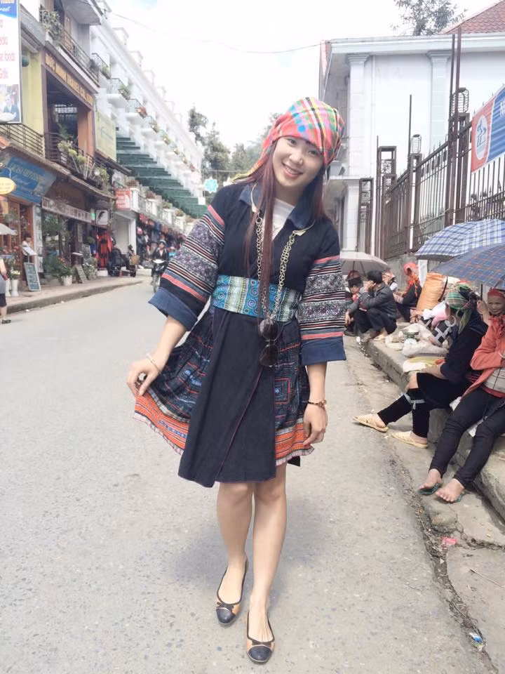 Nguyễn Hằng – bạn gái của Thanh Bình vừa tốt nghiệp Học viện Báo chí và Tuyên truyền và hiện công tác tại một đài truyền hình tại Hà Nội.