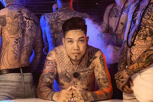 Trong thế giới ma mị của những hình xăm, người xăm hình vẫn tự tin với sự lựa chọn của họ, dù thiên hạ vẫn có người cười chê.