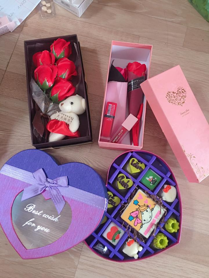 Combo đủ các loại quà được các anh em tham khảo mùa Valentine năm nay.