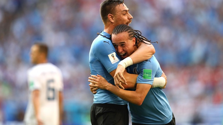 Truc tiep Nga 0-3 Uruguay: Thang 
