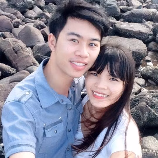 Rất nhiều những bình luận của dân mạng khen ngợi hành động đơn giản nhưng đầy ý nghĩa của Trung Đức và không quên chúc Lê Bình sẽ được mẹ tròn con vuông trong giai đoạn sinh nở sắp tới. Ảnh trong bài: FBNV.