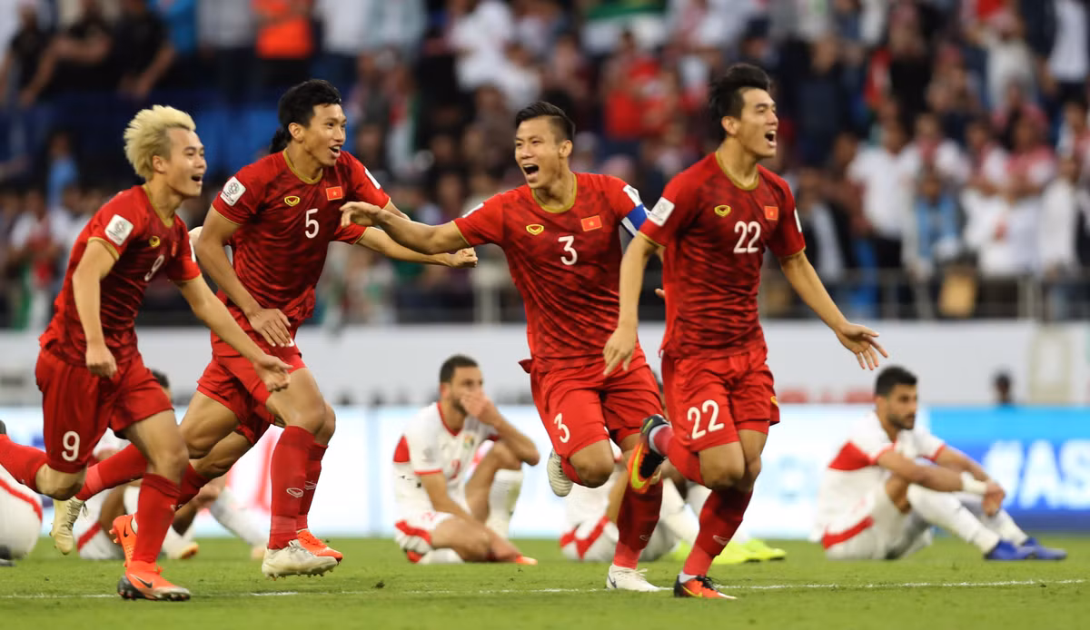 Thang Nhat o tu ket Asian Cup 2019, DT Viet Nam se “ngap” trong thuong khung?