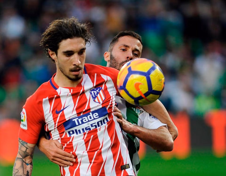 Liverpool đang tìm kiếm một cái tên phù hợp để thay thế cho James Milner và mục tiêu mà The Kop hướng đến là hậu vệ cánh Sime Vrsaljko người đang bị thất sủng của Atletico Madrid.