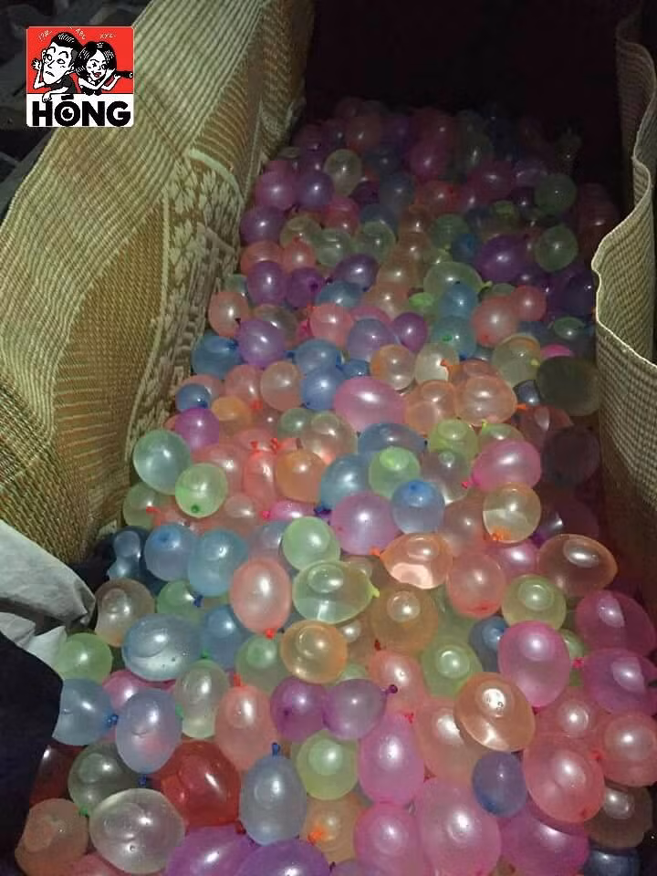 Các bạn nữ sẽ là mục tiêu được các nam sinh nhắm tới trong trận chiến ngày cuối cấp.