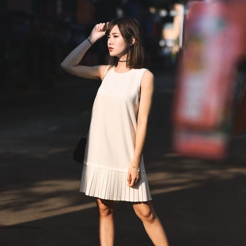 Tú Linh tỏa sáng trong ánh nắng ấm áp Sài thành. Ảnh: FBNV.