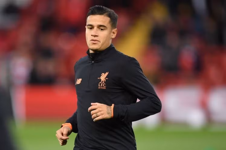 Coutinho "cực kết" Barca: Theo thông tin chuyển nhượng bóng đá mới nhất được phát đi từ Liverpool, tiền vệ Philippe Coutinho lần đầu lên tiếng thừa nhận anh muốn chuyển sang chơi cho Barca trong kỳ chuyển nhượng hè, nhưng đã không thể thành hiện thực vì Liverpool kiên quyết không bán. Ảnh: Liverpool FC