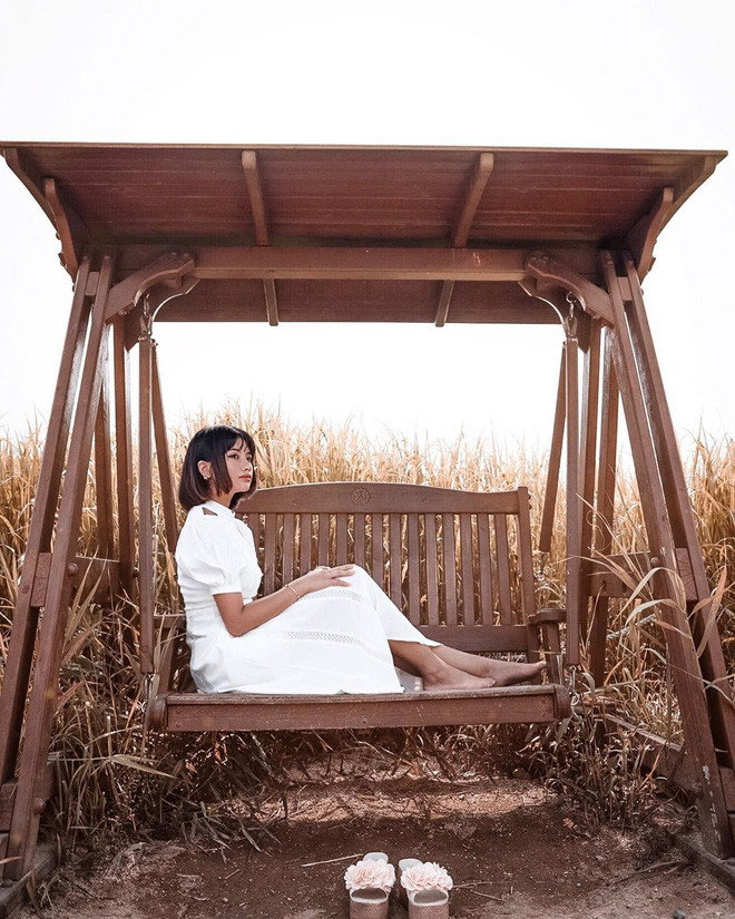 Chỉ 1-2 giây sau giây phút xuất thần để lên ảnh, Vienna cũng như mọi cô gái khác sẽ "biến hình" về xuề xòa, hài hước vốn như những gì mình đang có.