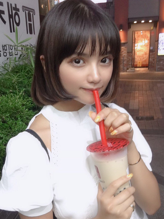 Lên hình lúc nào cũng lung linh nhưng sau hậu trường, Vienna lại là 1 con người hoàn toàn khác khiến không ít dân mạng ngã ngửa.