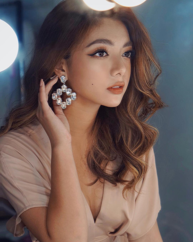 Năm 2018, sau khi võ sư phái Vịnh Xuân Nam Anh là Flores sang Việt Nam thách đấu, tên tuổi của Katleen Phan Võ cũng vì thế mà được CĐM chú ý với vai trò phiên dịch cho đồ đệ của cha mình.