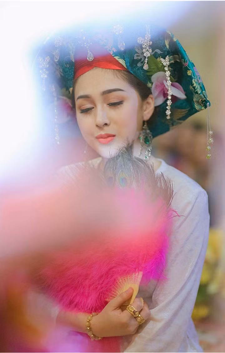 Võ Thanh Hiền chính thức lập gia đình từ năm 2 đại học, dù không mang thai ngoài ý muốn nhưng cô bạn này cùng người yêu khi đó muốn cùng nhau xây dựng một cuộc sống gia đình hạnh phúc. Tuy nhiên, mọi việc lại không như ý muốn khi phát hiện chồng mình có người phụ nữ khác.