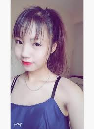 Nickname H.D bày tỏ: "Trời ơi! xinh quá, xinh như này đi làm người mẫu đi chứ đi đá bóng hỏng hết da. Đá bóng hay lại còn xinh, năm sau mình chuyển sang xem bóng đá nữ".