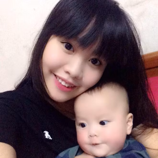 Minh Trang là mẹ của một cậu con trai 2 tuổi kháu khỉnh nhưng vẫn sở hữu vóc dáng thon gọn, nuột nà. Ảnh sử dụng trong bài: Facebook nhân vật.