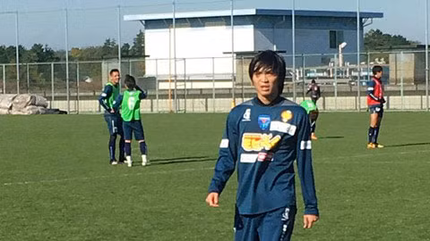 Cũng giống như Công Phượng, Tuấn Anh cũng được HAGL cho một CLB Nhật cho mượn với mục đích tu nghiệp và mở rộng hình ảnh sang thị trường xứ sở hoa Anh Đào.