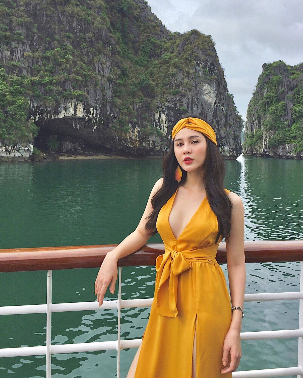 Thu Hoài đã xuất hiện trong nhiều bộ phim như: "Người phán xử"; "Ghét thì yêu thôi"; "Yêu thì ghét thôi". Bên cạnh đó, cô còn sở hữu một thương hiệu thời trang thiết kế mang tên mình.