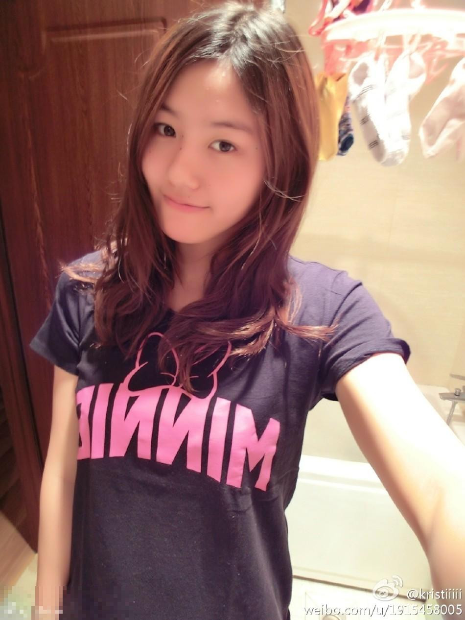 Liu Xiang thích chụp ảnh "tự sướng" và thường xuyên chia sẻ những khoảnh khắc đời thường rất đáng yêu trên mạng xã hội cá nhân.