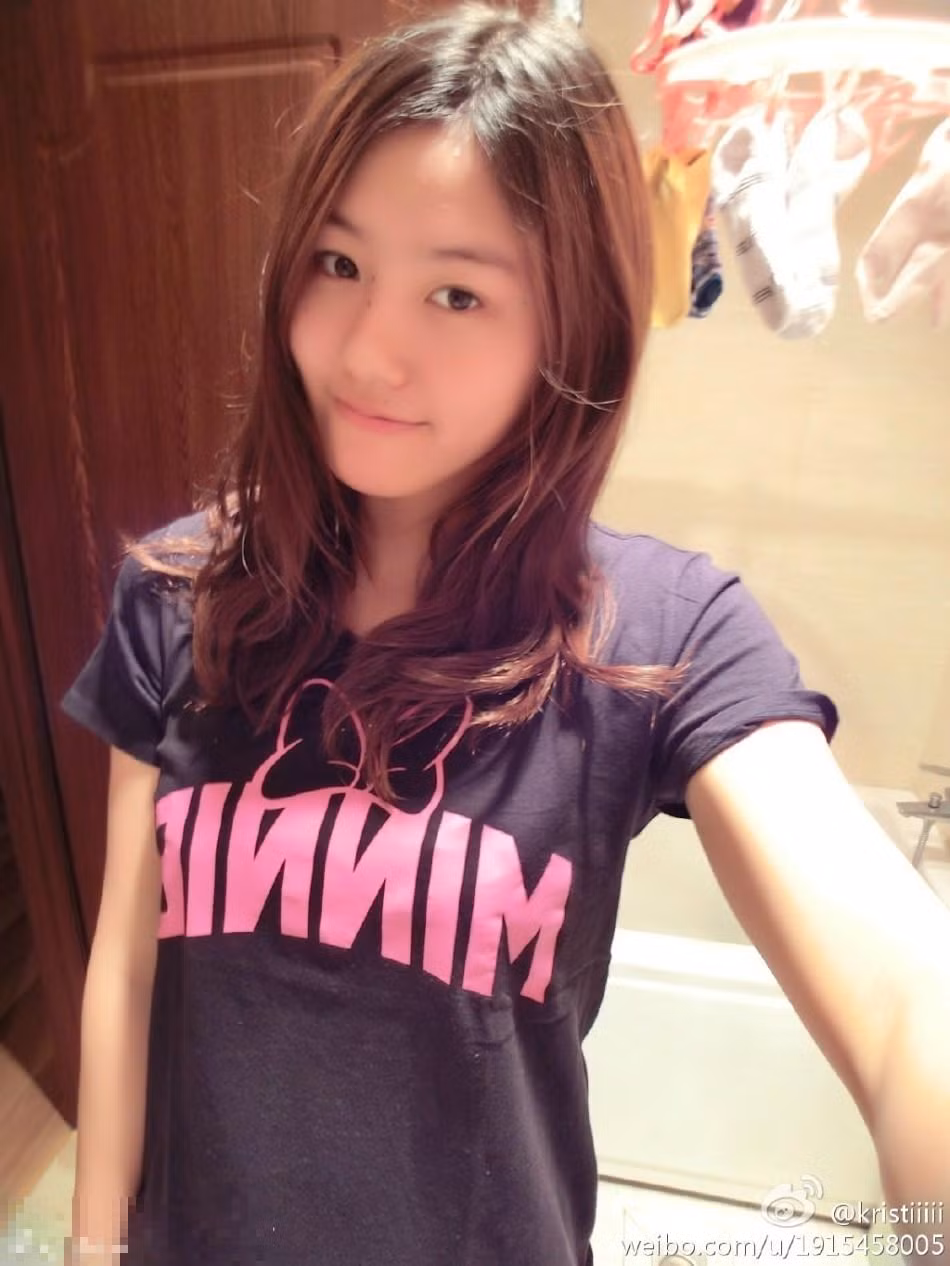 Liu Xiang thích chụp ảnh "tự sướng" và thường xuyên chia sẻ những khoảnh khắc đời thường rất đáng yêu trên mạng xã hội cá nhân.