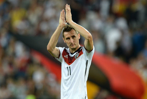 1. Miroslav Klose (ĐT Đức, 16 bàn sau 24 trận đấu ở 4 kỳ World Cup).