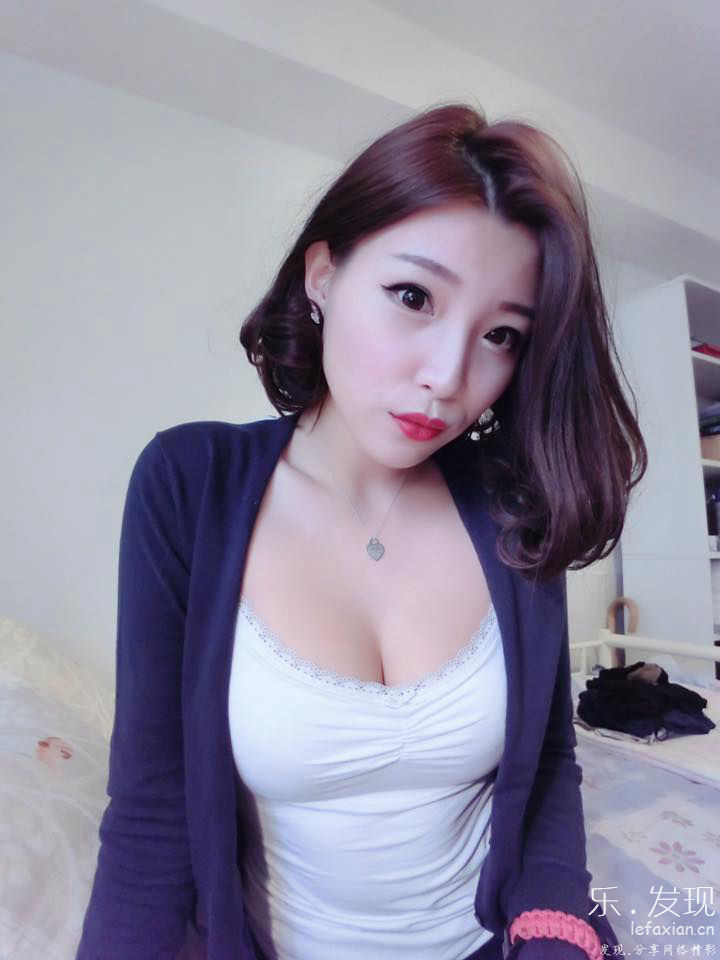 Dù có đầy đủ kiến thức về kế toán, kiểm toán, quản lý, tài chính, thuế nhưng Maribel Witwicky vẫn tiếp tục học và tốt nghiệp thạc sĩ ngành Tài chính Kế toán tại Đại học Westminster, Anh. Sau đó tiến thẳng lên hàm tiến sĩ, ngành Quản lý doanh nghiệp tại ĐH Plymouth, Anh.