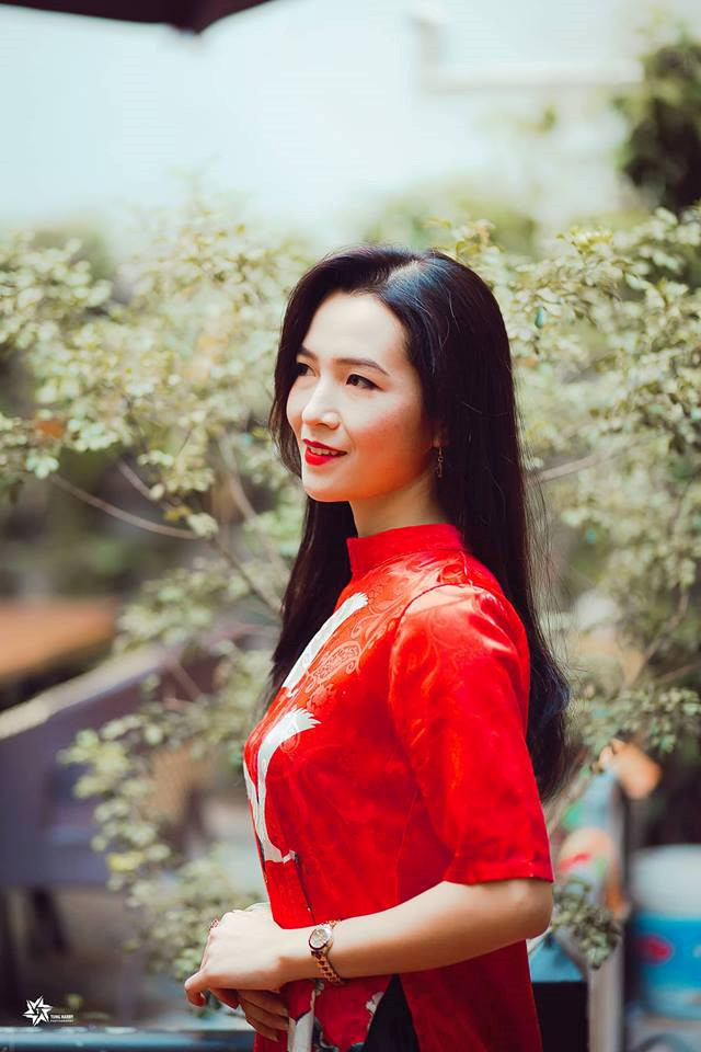 Quỳnh Ngân đang làm nhân viên kinh doanh bất động sản và người mẫu ảnh cho một số nhãn hàng.