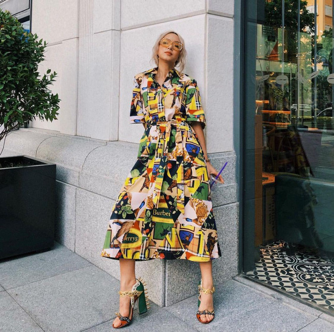 Không những giới thiệu về thành tích của Châu, trang tin Trung Quốc òn dành những lời "có cánh" về nhan sắc của cô nàng. Tác giả viết: "Sinh ra với khuôn mặt ngôi sao, nét mặt sắc sảo nên cô được cộng đồng mạng ưu ái với tên gọi là "Vietnamese Song Hye Kyo".