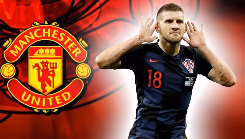 Ante Rebic được xem như là mục tiêu dự phòng của MU bên hành lang cánh phải, trong bối cảnh thương vụ chiêu mộ Willian từ Chelsea gặp nhiều khó khăn trắc trở.