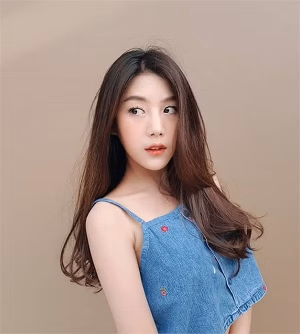 Khi cân nặng xuống còn 44kg, Smile tập thêm kick boxing vì muốn có body múi nào ra múi đó thay vì chỉ nhỏ nhắn thông thường. Sau thời gian nỗ lực, cô nàng chỉ còn nặng 40kg, giảm được 18kg so với thời điểm nặng nhất.