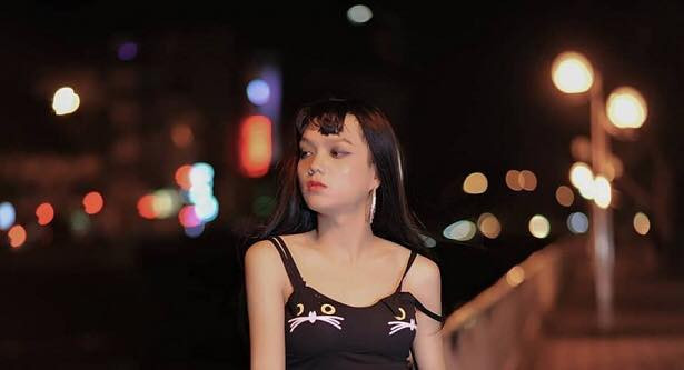 Được biết, những hình ảnh này của "Thánh chửi bán hàng online" này cosplay theo phim "Quỳnh búp bê".