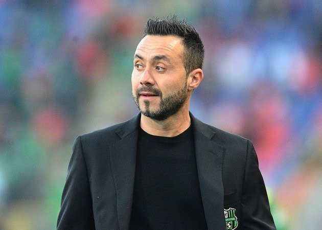 Sau một mùa giải tuyệt vời cùng Sassuolo, giờ đây, Roberto De Zerbi đứng trước cơ hội trở thành HLV AS Roma. Chiến lược gia 39 tuổi là ưu tiên hàng đầu của chủ tịch đội bóng thành Rome, James Pallotta.
