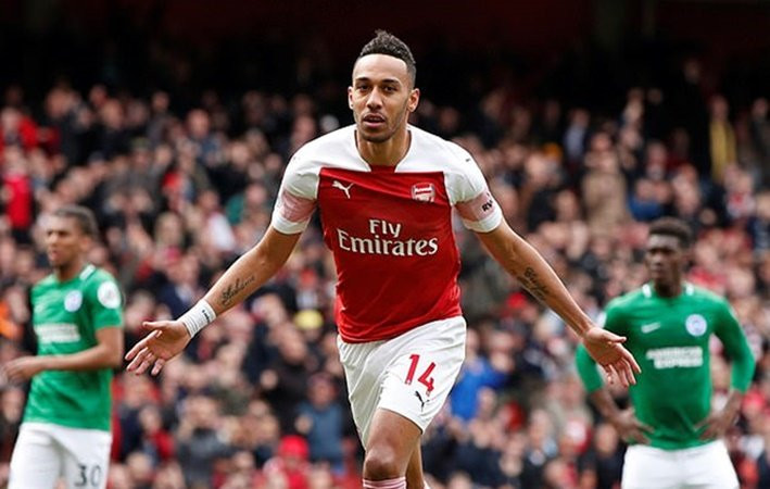 Theo nguồn tin từ The Times, cả Guangzhou Evergrande lẫn Shanghai SIPG đều đưa ra lời đề nghị khó cưỡng dành cho Aubameyang.