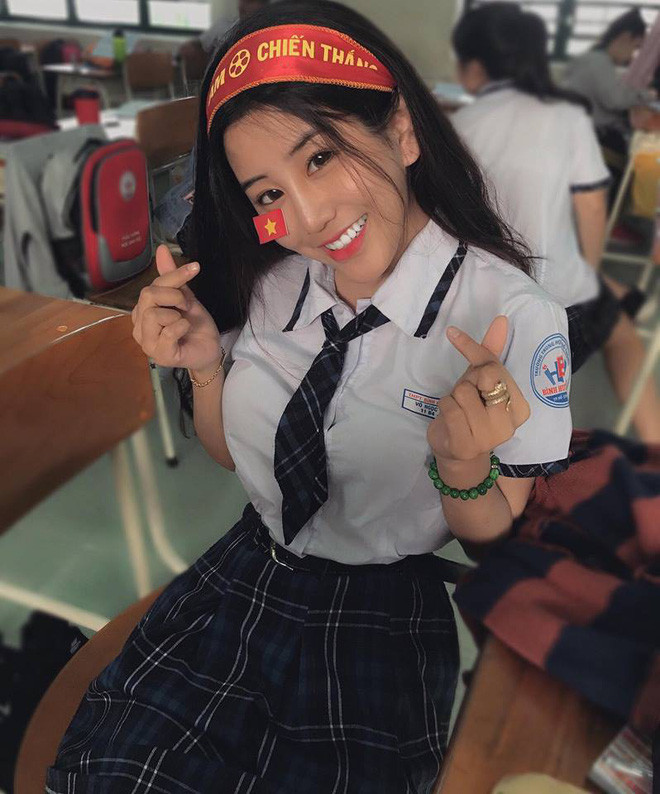 Hồi tháng 1, Ngọc Trân từng được thời báo Chinatimes đưa tin với tiêu đề CĐV Việt Nam trong bộ đồng phục sở hữu vẻ đẹp ngọt ngào cùng nụ cười tỏa nắng.