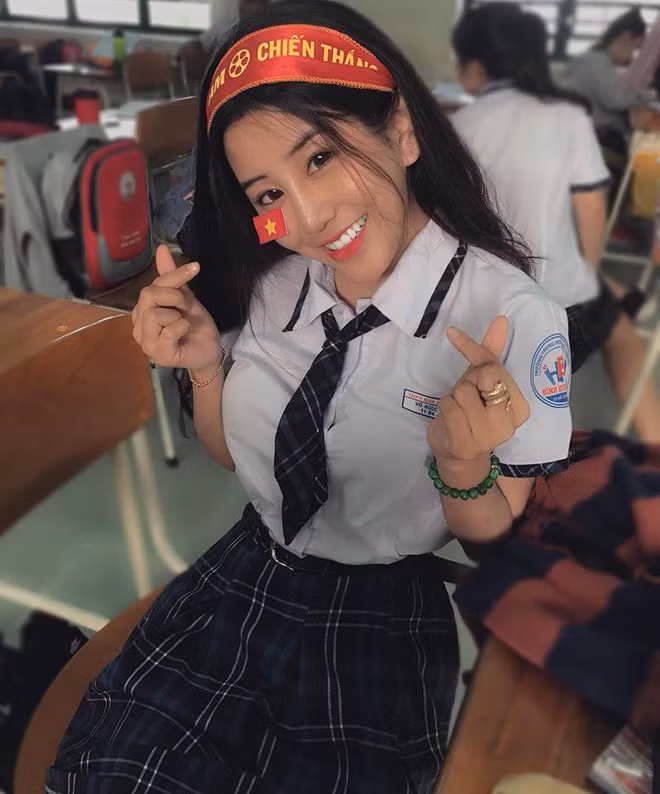 Hồi tháng 1, Ngọc Trân từng được thời báo Chinatimes đưa tin với tiêu đề CĐV Việt Nam trong bộ đồng phục sở hữu vẻ đẹp ngọt ngào cùng nụ cười tỏa nắng.