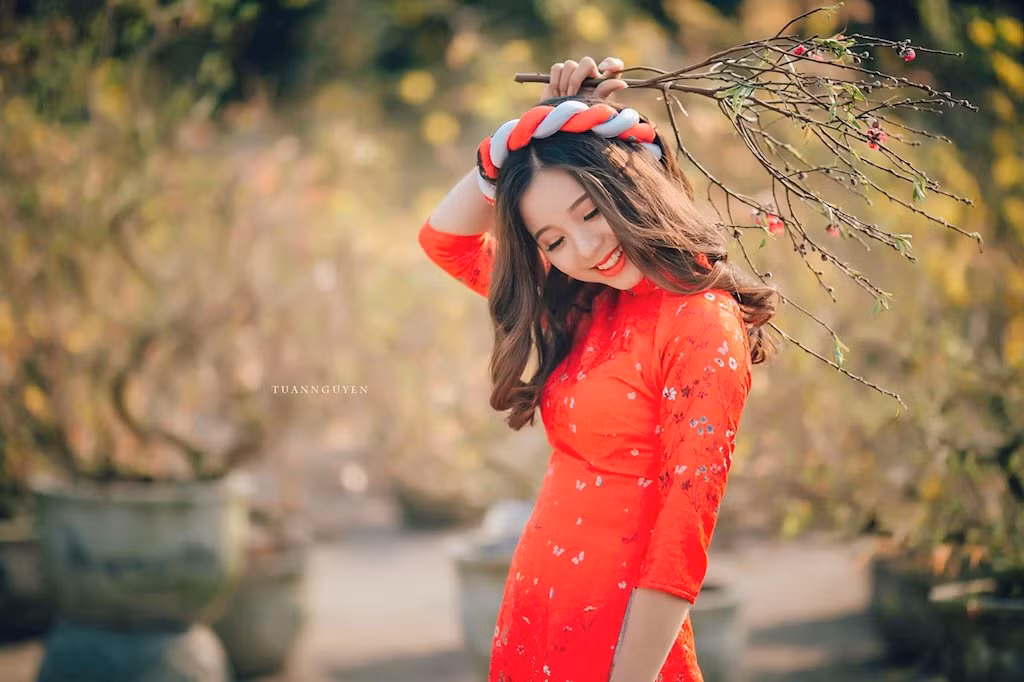 Không chỉ chiếm cảm tình bởi "ảnh đại diện" xinh đẹp, Hằng Nga còn gây ấn tượng cho bạn bè xung quanh bởi lối nói chuyện gần gũi và việc tích cực tham gia vào các hoạt động thiện nguyện.