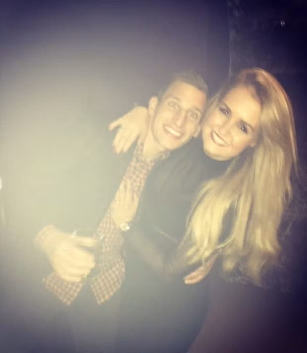 Cũng như nhiều WAGs khác của Leicester City, Chloe Fulford khá trầm lắng. Cô ở nhà lo việc gia đình để Marc Albrighton yên tâm công tác. Hai người đã có cùng nhau 1 bé gái tên là Matilda Beau. Ảnh: Instagram.