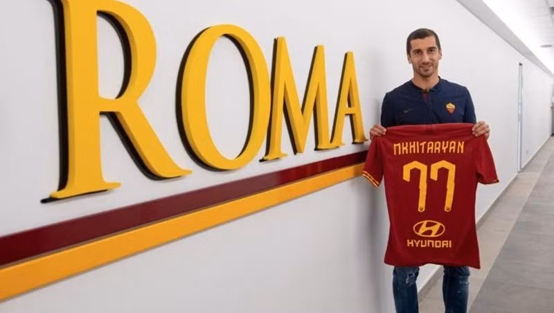 Chuyển nhượng bóng đá từ Calcio, AS Roma kí hợp đồng với Henrikh Mkhitaryan theo dạng cho mượn 1 năm với mức phí 3 triệu euro.