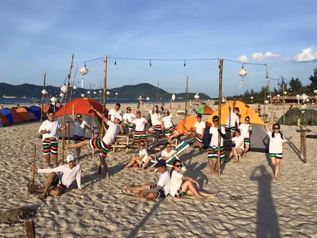 Ngay sau khi những bức ảnh về khu vực cắm trại biển Cảnh Dương Beach Camp được chia sẻ nó đã biến thành một cơn sốt không chỉ trong lòng các bạn trẻ Huế mà còn đến từ những người đam mê du lịch. Ảnh: Tourbeachcamp.