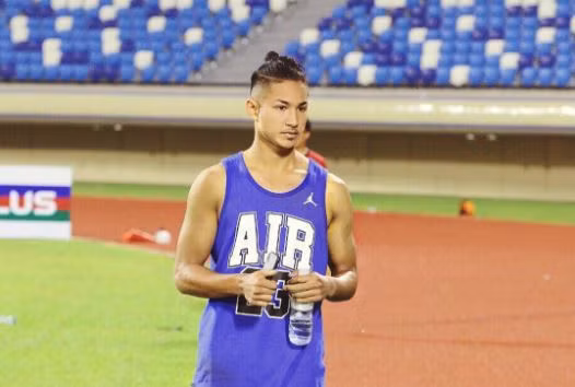 Theo ước tính, Faiq Bolkiah sẽ thừa kế 2300 xe hơi các loại, trong đó có những xe mang thương hiệu nổi tiếng như Bentley, Ferrari hay Rolls-Royce. Bên cạnh đó là 8 máy bay Boeing, 5 chiếc siêu du thuyền cùng 500 ngôi nhà và các tòa cung điện.