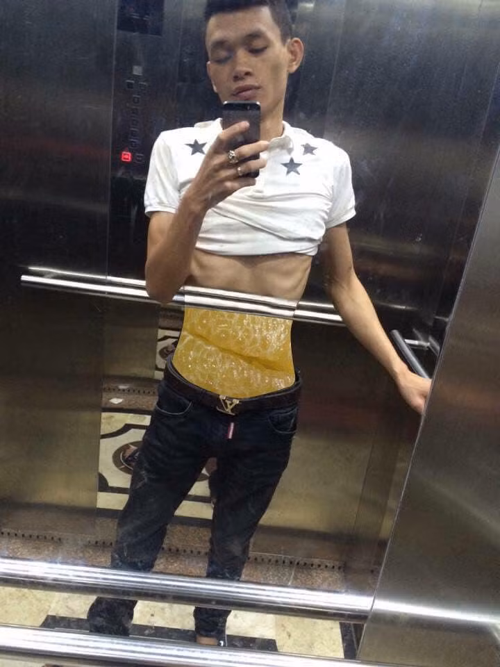 Những bức ảnh chỉnh sửa 6 múi bưởi được dân mạng trả về cho thanh niên trên.