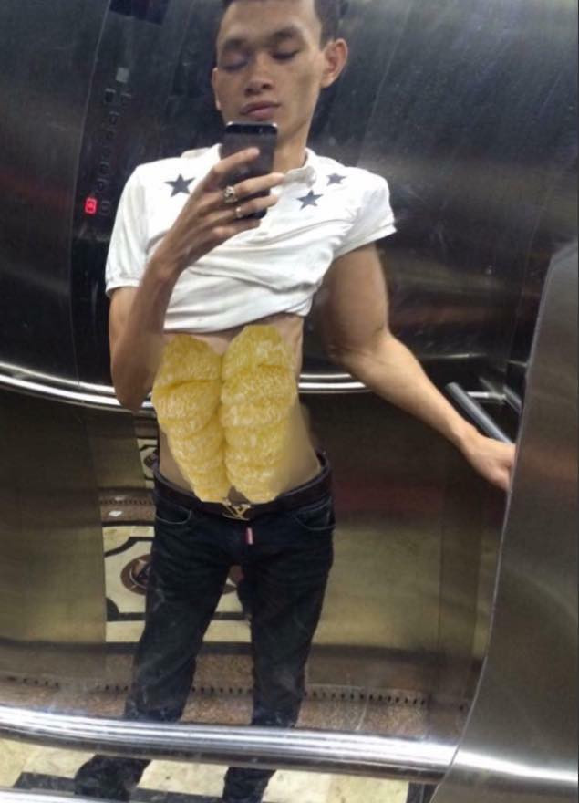 Dân mạng Việt Nam hay có tính thương người và ngay sau khi lời nhờ vả được gửi đi thì hàng trăm những bức ảnh chỉnh sửa đã được gửi về cho chủ nhân. Cũng từ đó, những tiếng cười đã được lan tỏa khắp MXH.