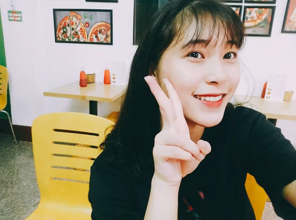 Nhiều dân mạng hiện dành lời khen ngợi cho Huyền Đặng. Họ hy vọng cô sẽ có thể thay thế cho một số đàn chị nổi bật ở chuyên môn lẫn nhan sắc như guyễn Linh Chi, Âu Hồng Nhung, Trần Việt Hương...