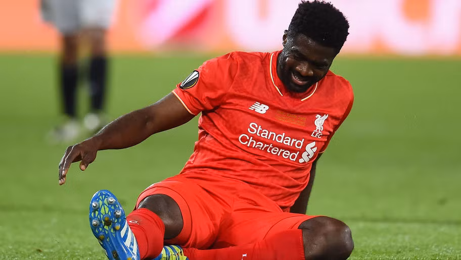 Mặc dù đã 35 tuổi nhưng Kolo Toure vẫn thể hiện phong độ khá tốt ở mùa giải này khi có tới 25 lần ra sân trên mọi đấu trường. Dưới thời huấn luyện viên Jurgen Klopp ngôi sao người Bờ Biển Nhà vẫn đang đóng vai trò quan trọng trong đội hình Liverpool. Thế nhưng, vẫn chưa có động tĩnh gì về việc anh sẽ được ở lại Liverpool mặc dù rất tha thiết và mong được gắn bó với CLB vùng Merseyside.
